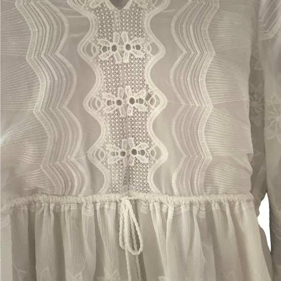 FATE~ Lovely White Embroidered Dress. SZ M - Picture 3 of 6